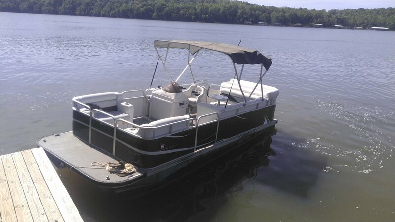 21' Sundancer Pontoon