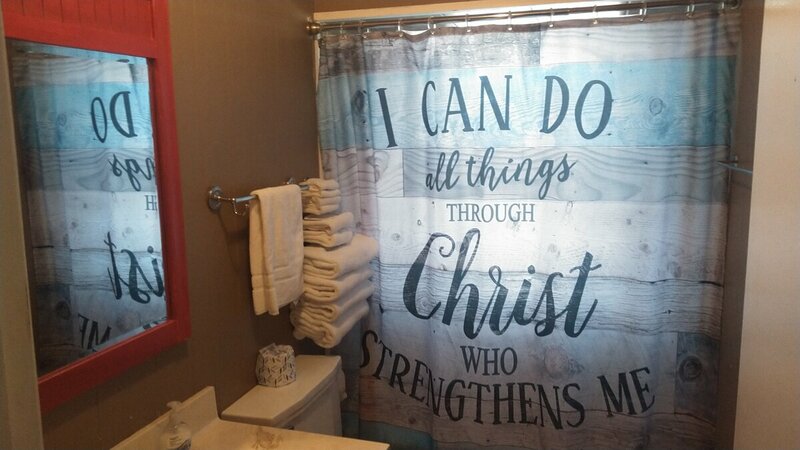 Full Size Tub/Shower 