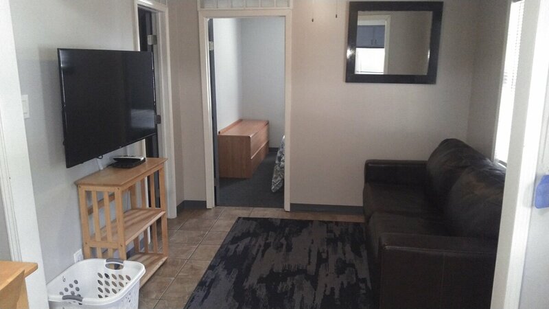 Living room with Queen Sofa Sleeper